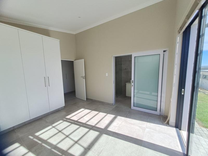 To Let 2 Bedroom Property for Rent in Kraaibosch Park Western Cape